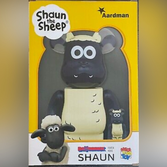 Shaun the Sheep NIB Bearbrick 400/100 set - Picture 3 of 3